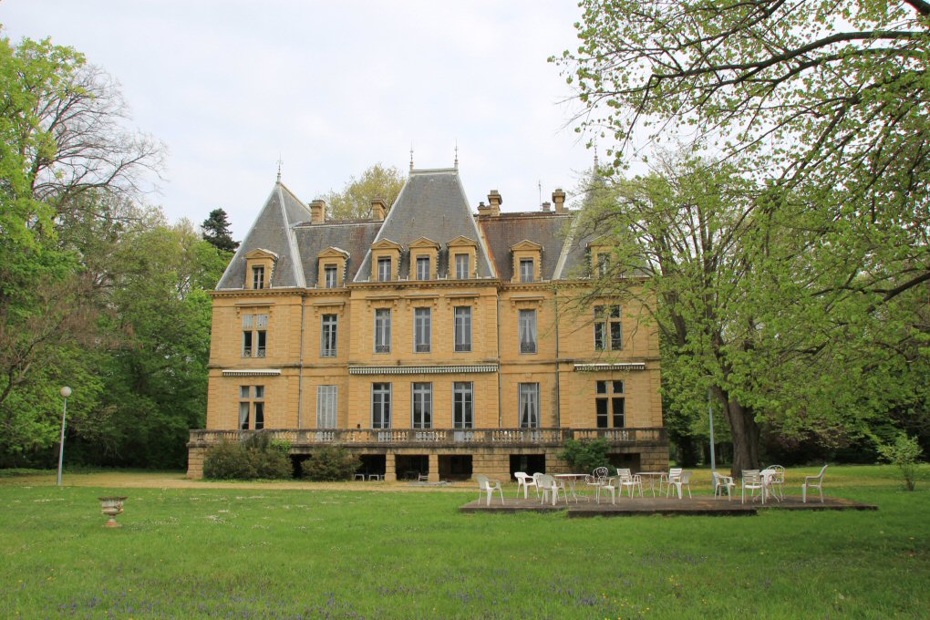Listing cover image